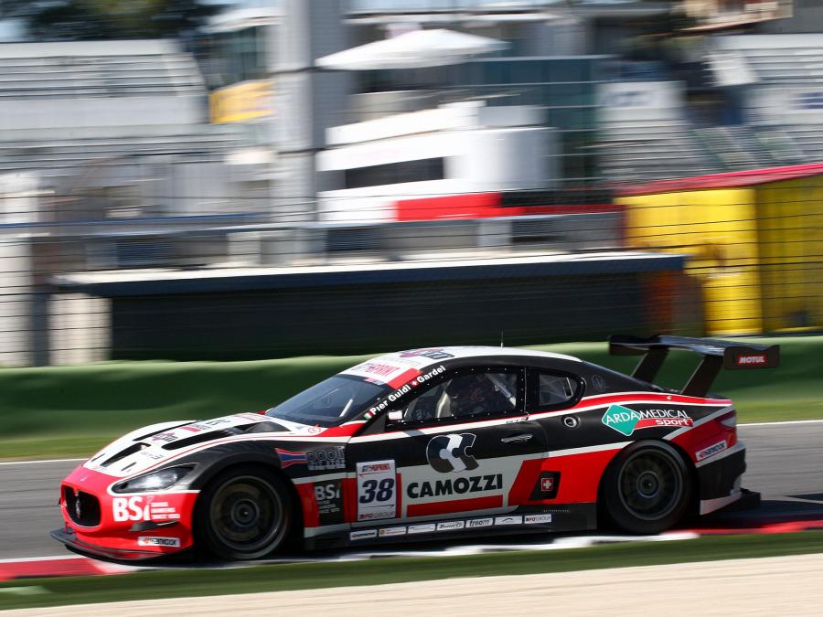  Maserati GranTurismo MC GT3 2012 года  (фото 3 из 7)